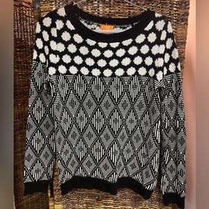 Joe Fresh- Sweater, White/black, Size: Small, Pre-Owned‎ good condition